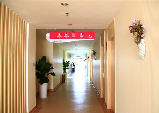 青島華韓整形美容醫(yī)院院內走廊
